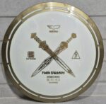 Yikun Tortiose Twin Swords <br> 12 | 5 | -1 | 2